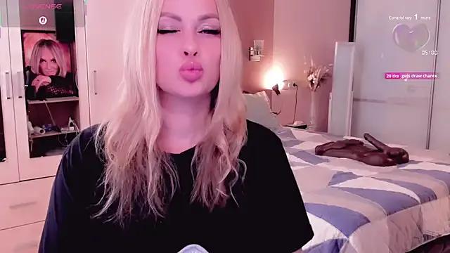 Libby_Nora on StripChat 