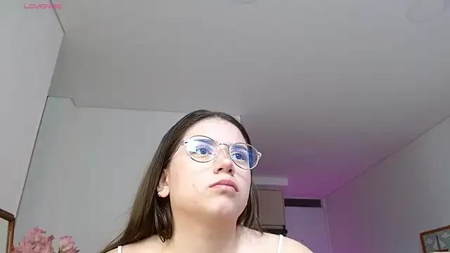 LilithAbril on StripChat 