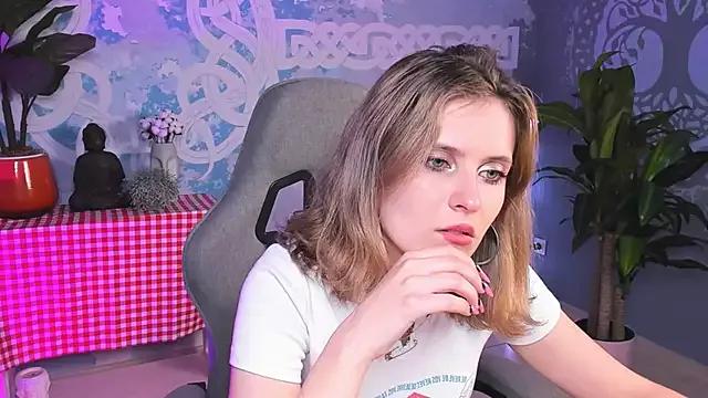 LolaAsmus on StripChat 