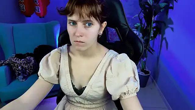 LolaAsmus on StripChat 