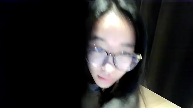 luluya1314 on StripChat 