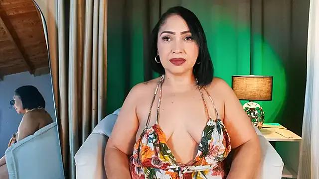 Madissononee — nake me see my asshole