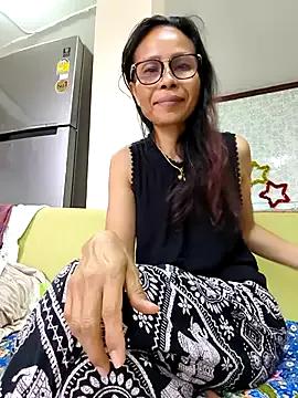 Mama_Eva_1 on StripChat 