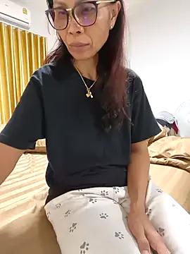 Mama_Eva_1 on StripChat 