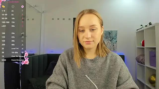 Melissa_new22 — Spank my sweet booty x3