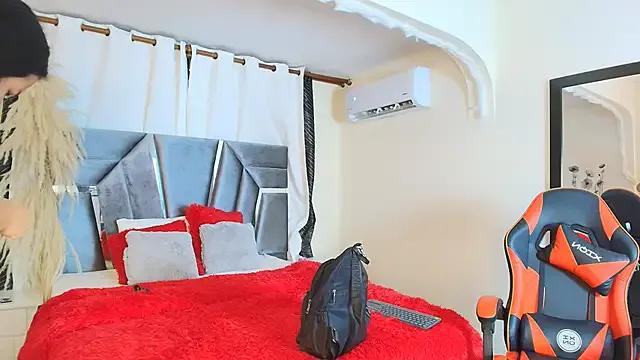 MiniLove_01 — Stroke my pussy in puppy