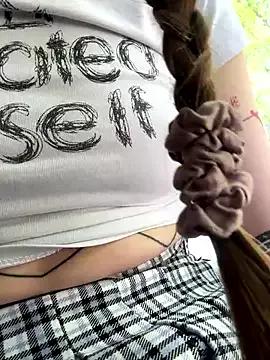 mmelicious on StripChat 