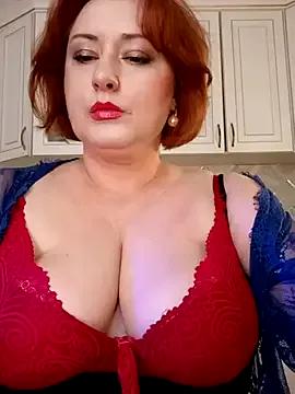 mom4you on StripChat 