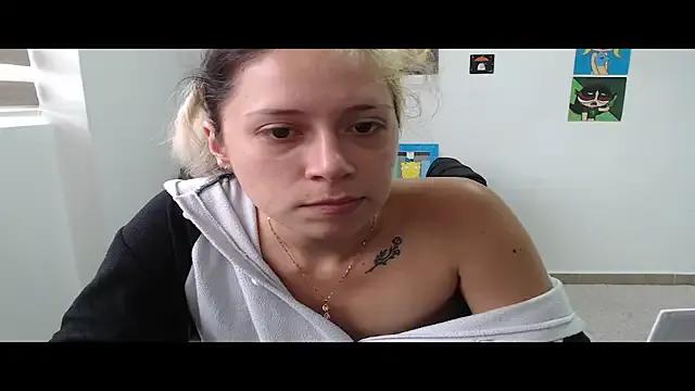 MommyMiaWs on StripChat 