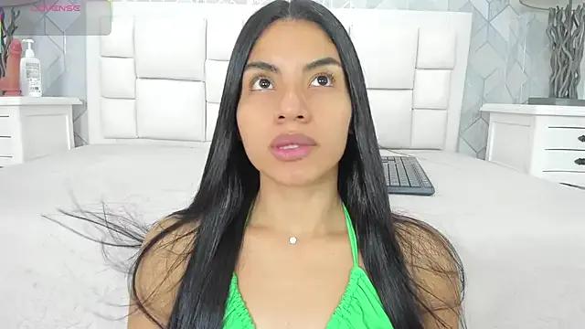 naia_cox on StripChat 