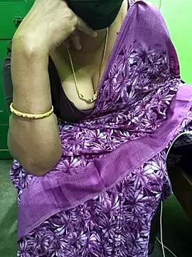 niiveditha on StripChat 