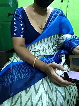 niiveditha on StripChat 