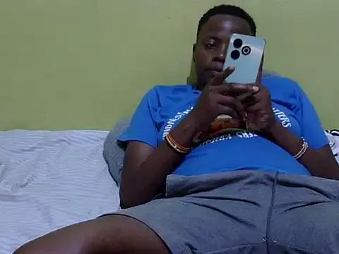 QUEEN-LIZ on StripChat 