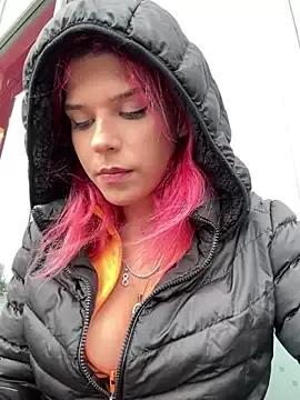 RiriRoseey — RiskyFlashBoobsNearPeopleVidLastTip