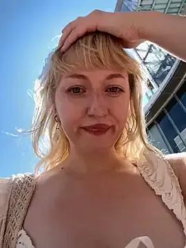 RonnieKiss on StripChat 