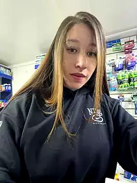 roouse — SQUIRT IN PUBLIC FREE Shh!