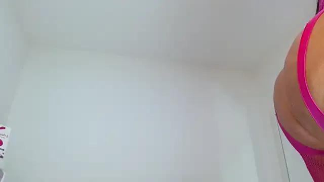 sashacreamy_ — ANAL SHOW