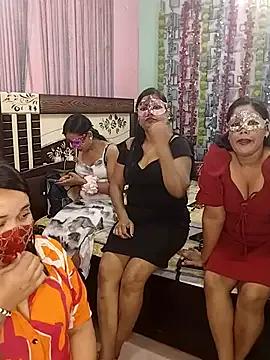 Sexy_anaamika — Chocolate syrup in pussy licking