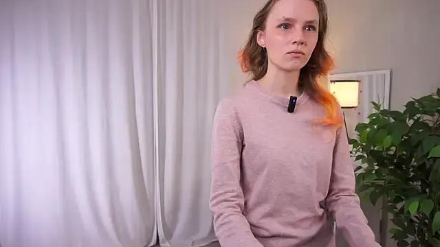 SueSasportas on StripChat 