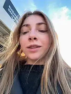 Sunny___Bunny on StripChat 