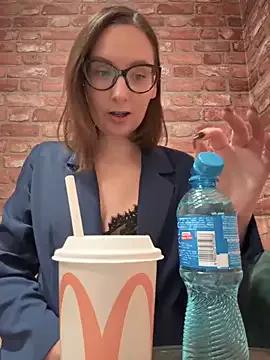 The_Snowwhitee — Moan hard McDonald  Last Tip Video!
