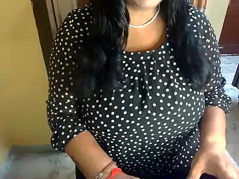 veena_kaur — flash boobs