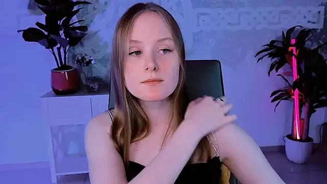 VivienLeeigh on StripChat 