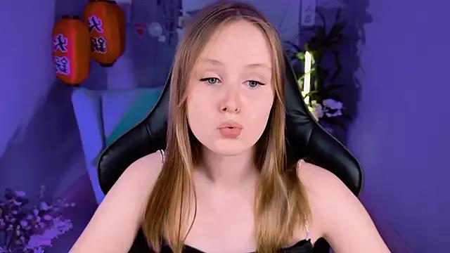 VivienLeeigh on StripChat 