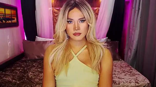 YllanaAltheaXxX on StripChat 