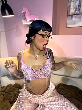 ZoeRaven_Pink — NAKED ME