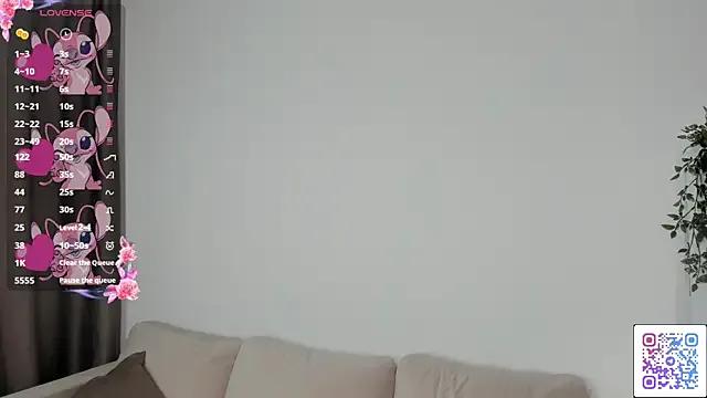 ZoniaEsshaki — Tease my big boobs to make me horny
